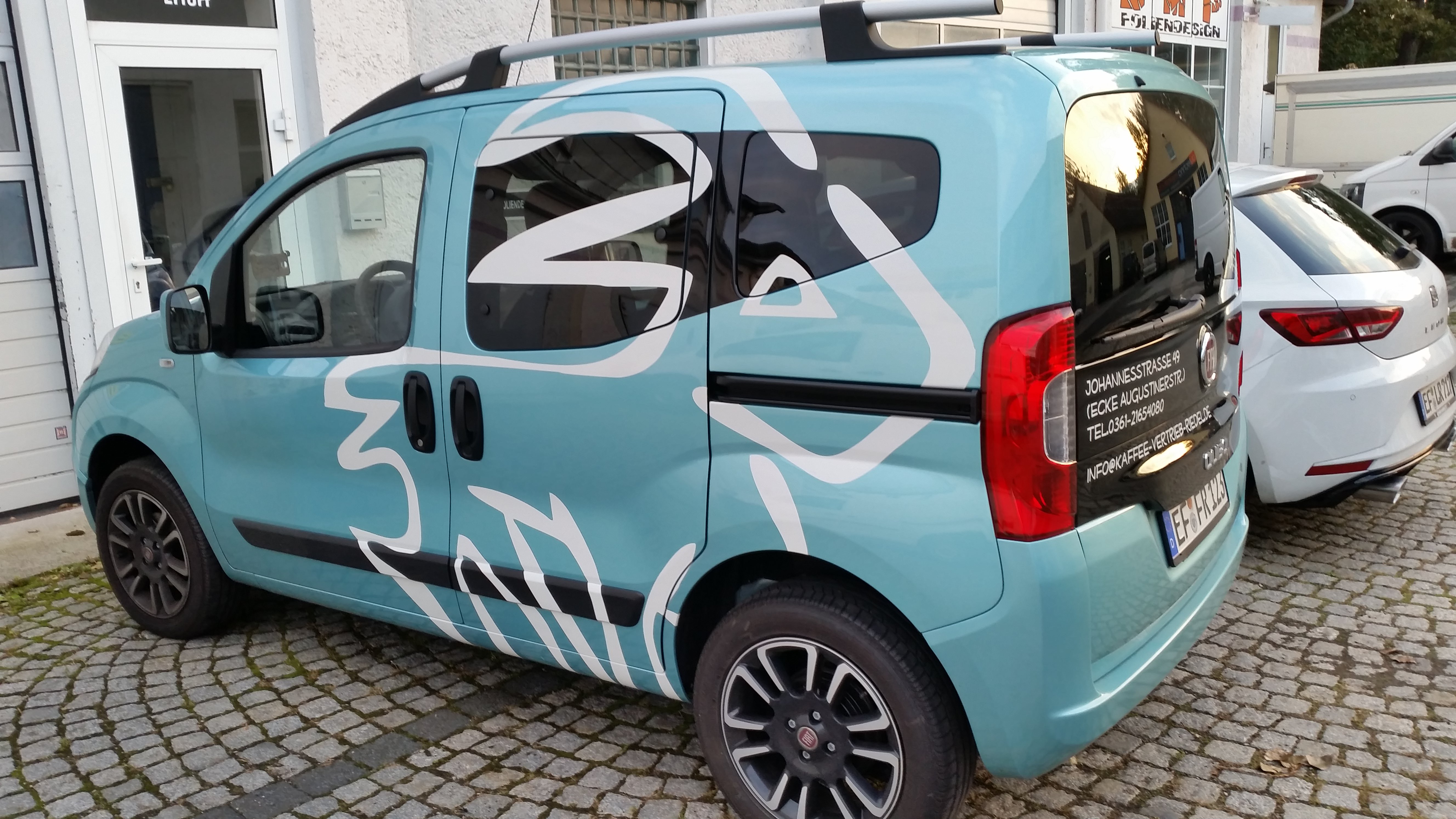 Fahrzeugbeschriftung Kaffee Riedel